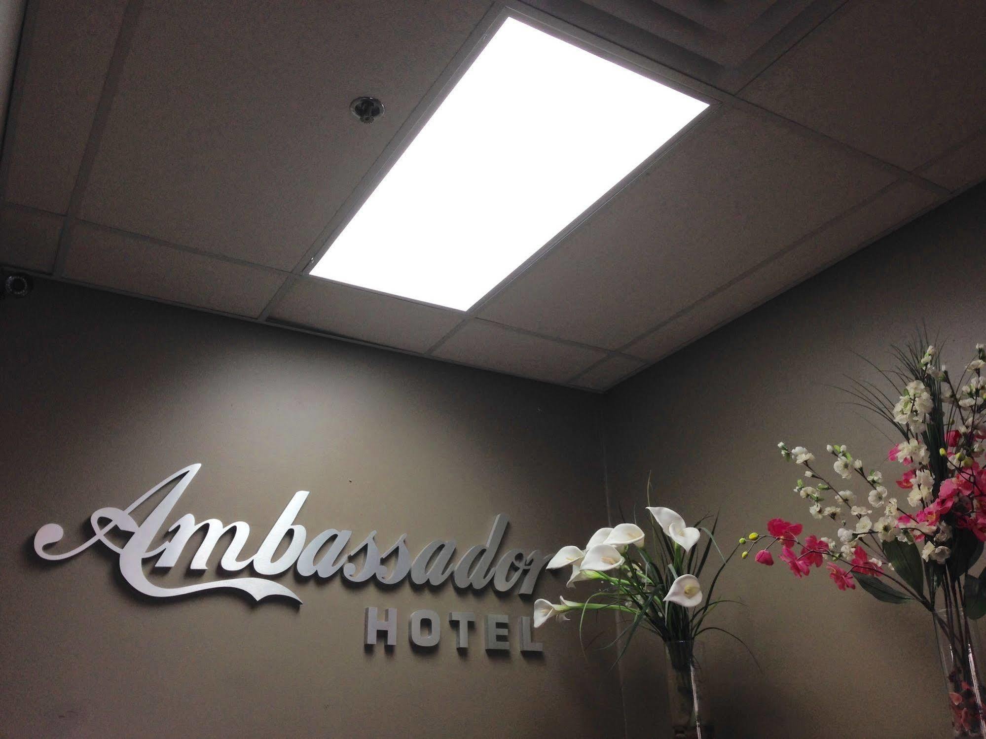 Hotel Ambassador Vancouver Exterior foto